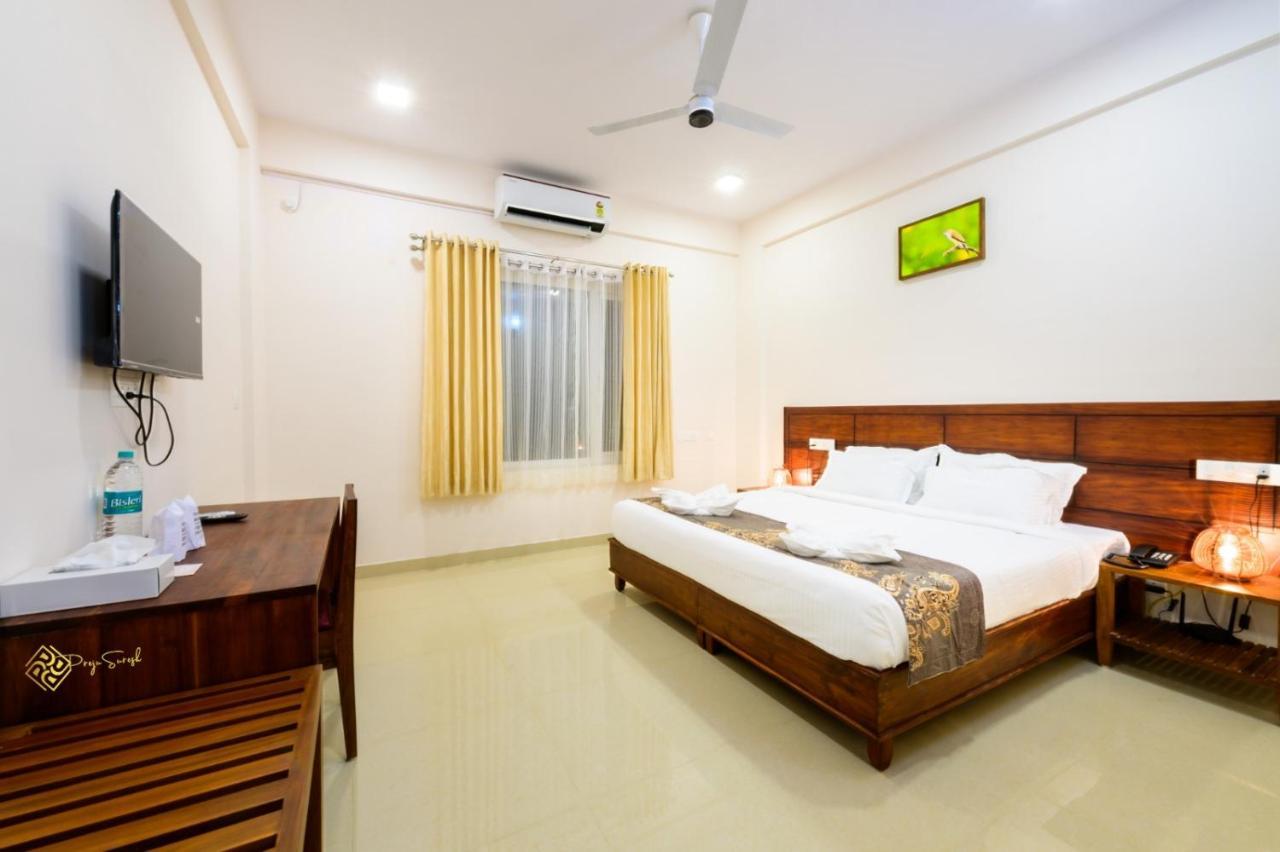 Daffodils Luxury Airport Suites Kochi Exterior photo
